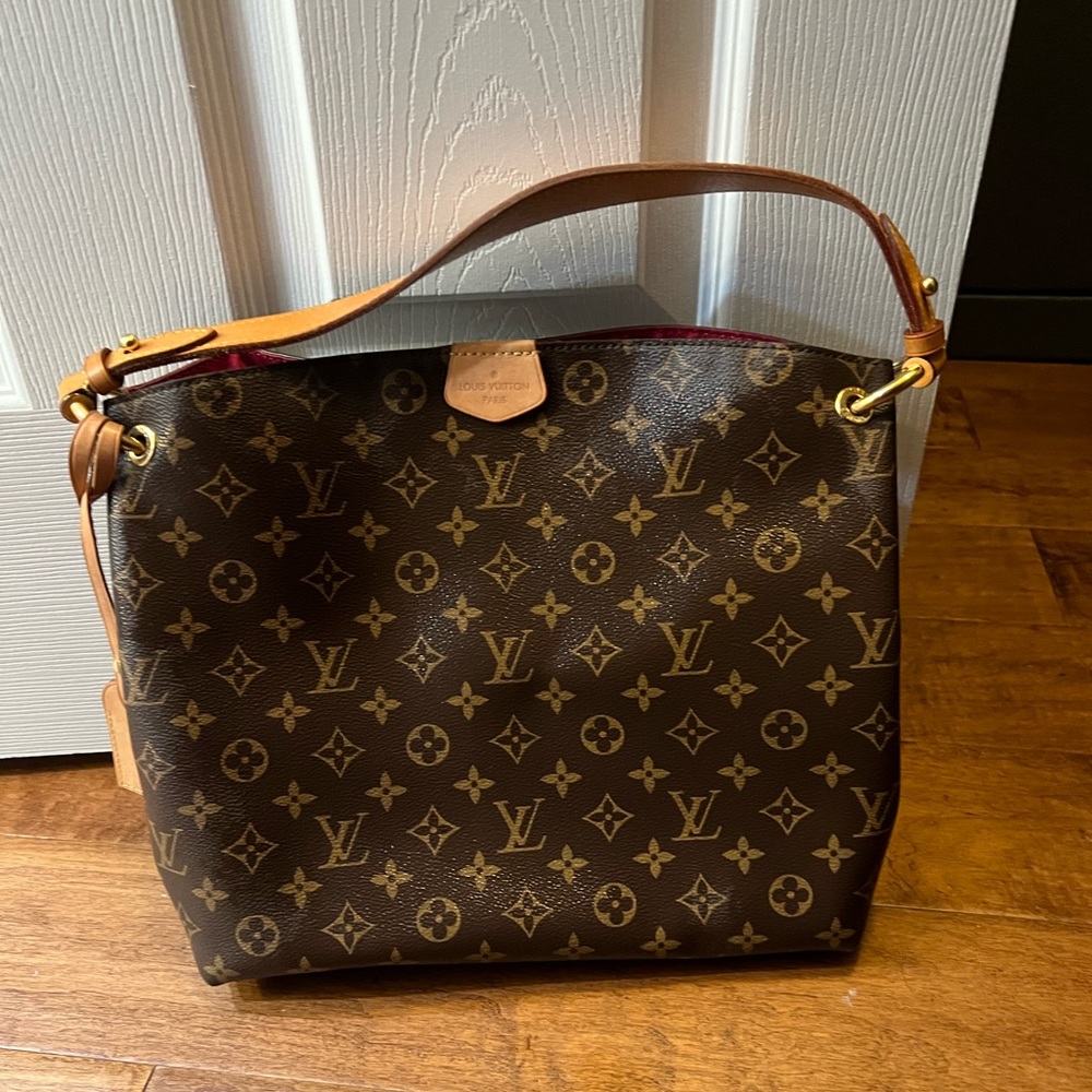 Authentic Louis Vuitton Graceful Pm